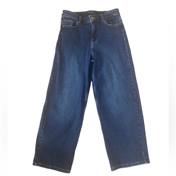 🌹2x$14 Pieces cropped wide-leg jeans - Picture 2 of 3